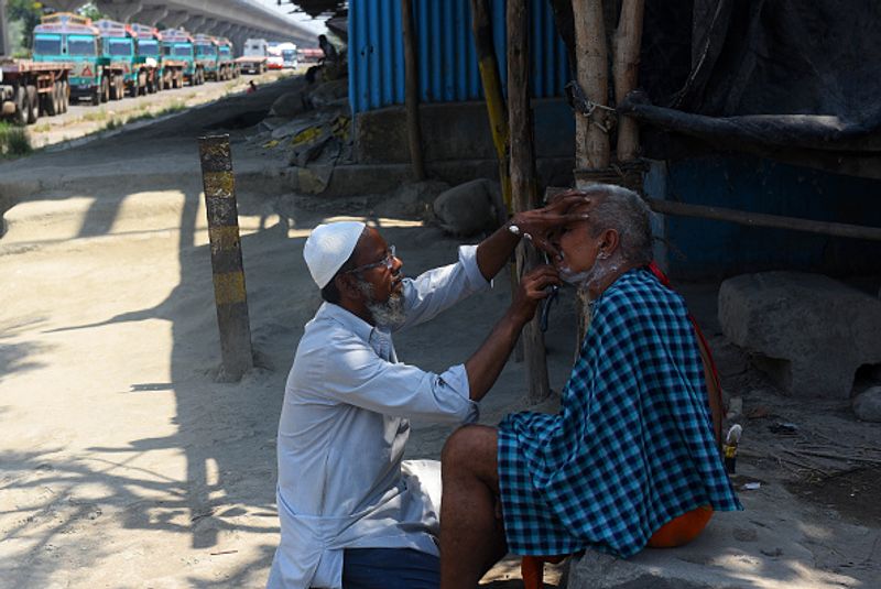 maharashtra and gujarat high covid 19 death rate in india photo story