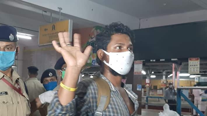 speical trains running from kerala to evacuate migrated labours speical trains running from kerala to evacuate migrated labours