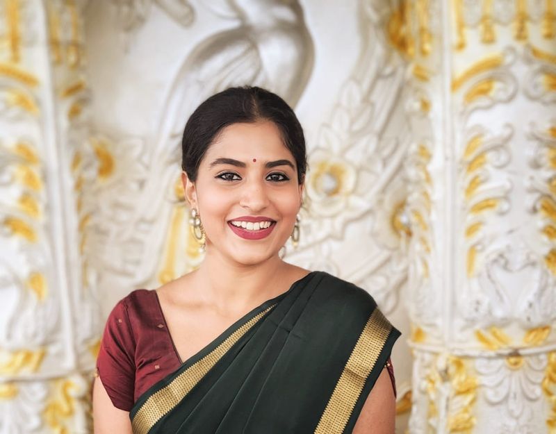 ಅರ್ಚನಾ ರಂಗಭೂಮಿ ಕಲಾವಿದೆ.
