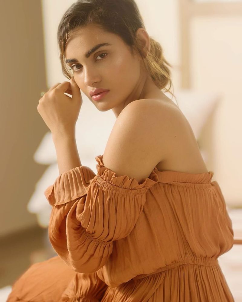 Sakshidiwedi 