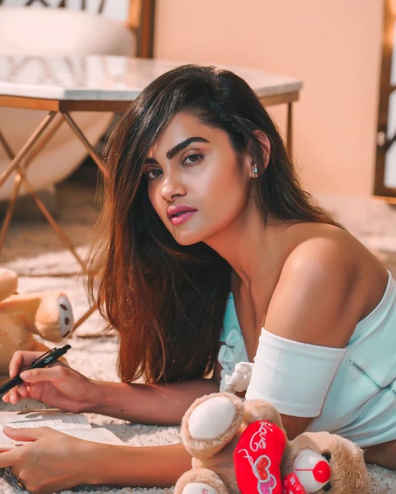 Sakshidiwedi 
