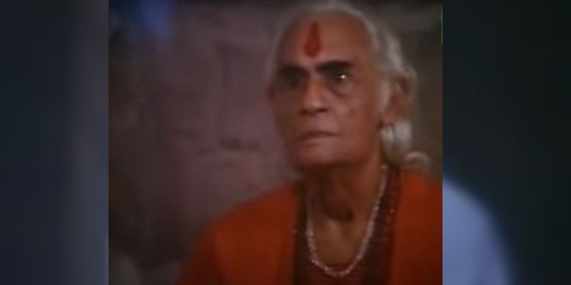 ব্রহ্মানন্দ আচার্যঃ 'গুপি বাঘা ফিরে এল'র এই চরিত্রটি যেন সকলের কাছে একটু অন্যরকম ভাবে ছাপ ফেলেছিল। বুদ্ধিদিপ্ত দুই চোখ, অত্যন্ত ভদ্র ব্যবহার। সেই ব্রহ্মানন্দ আচার্য বিক্রম নামক ১৪ বছর বালককে শেষ করে ফেলতে পারেন।