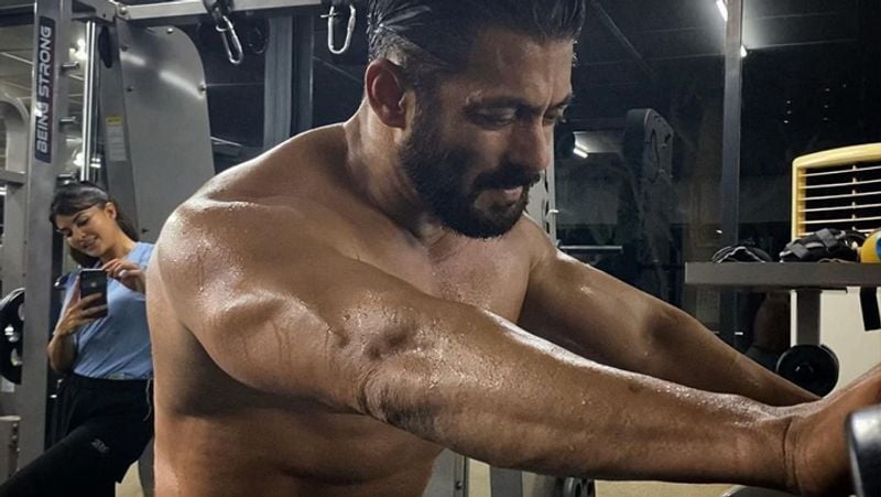 The clip shows Salman and Kapil engaging in a funny conversation. In the video, Kapil asked Sallu whether he sleeps shortly after lying on the bed or does he take time to fall asleep. To which, Khan said he never sleeps on the bed, rather sleeps on the couch.