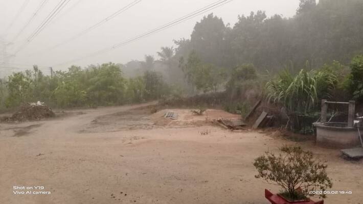 Heavy rain lashes in coastal karnataka Heavy rain lashes in coastal karnataka