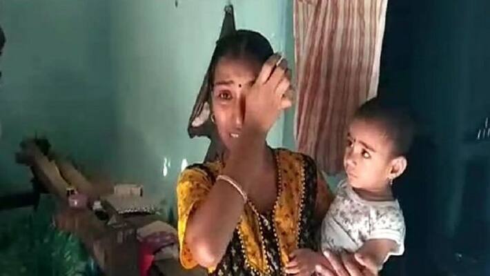 Child Parents Faces Problems in banahatti in Bagalkot District due to LockDown Child Parents Faces Problems in banahatti in Bagalkot District due to LockDown