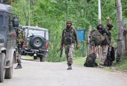Encounter continues in Awantipora of Pulwama district of Jammu and Kashmir, many
