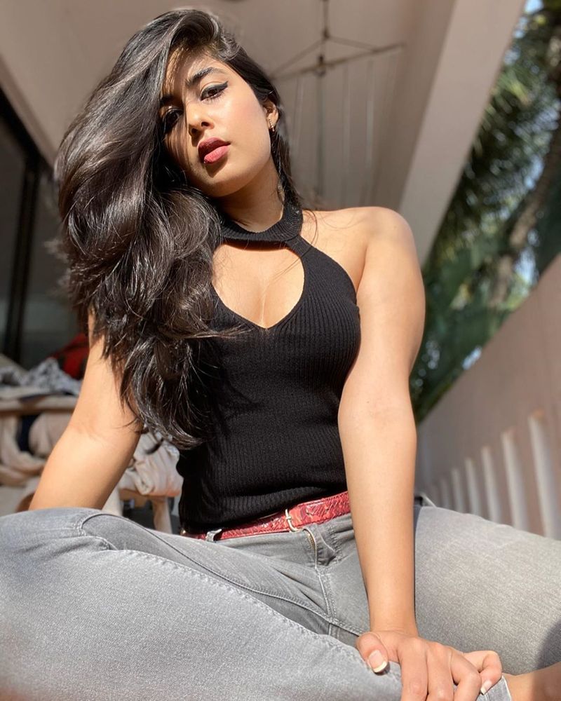 TV Actress Nikitha Sharma latest Instagram photos