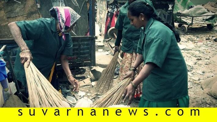 Leave with salary to pregnant women and above 50 civic workers in Bangalore Leave with salary to pregnant women and above 50 civic workers in Bangalore