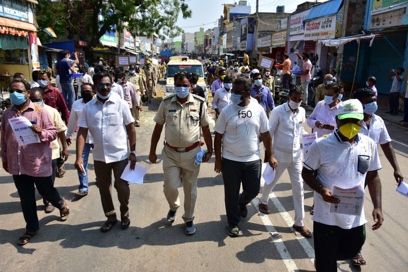 ಕೊರೋನಾ ನಿಗ್ರಹದಲ್ಲಿ ಹೋರಾಟ ಮಾಡಿ, ಕೊಪ್ಪಳ ಜಿಲ್ಲೆಗೆ ಒಂದೇ ಒಂದು ಪಾಸಿಟಿವ್ ಕೇಸ್ ಬರದಂತೆ ಮಾಡಿದ ವಾರಿಯರ್ಸ್ 