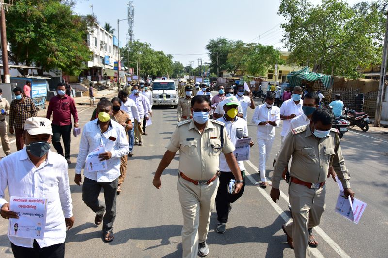 ನಗರ ಪ್ರದೇಶದಲ್ಲಿ ಪೊಲೀಸ್ ಇಲಾಖೆಗೆ ದಂಡ ವಿಧಿಸುವ ಅಧಿಕಾರ ನೀಡಿದ್ದರೆ ಗ್ರಾಮೀಣ ಪ್ರದೇಶದಲ್ಲಿ ಪಿಡಿಓಗಳಿಗೆ ಅಧಿಕಾರ 