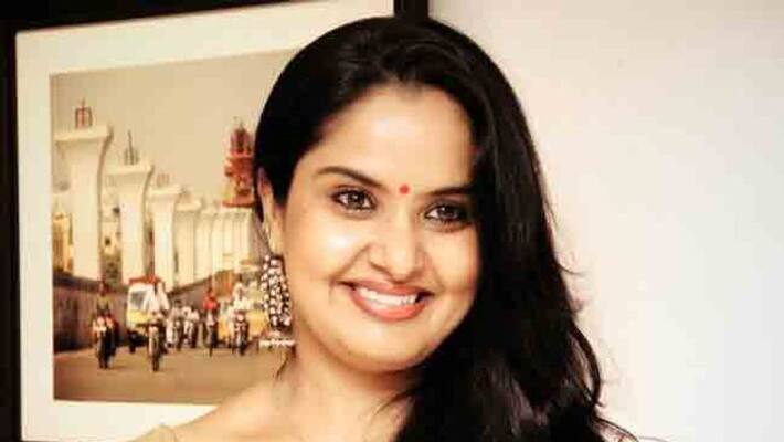 Actress Pragathi again Mass Dance Actress Pragathi again Mass Dance
