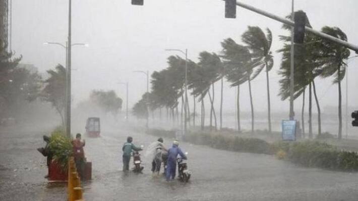 Weather update on 12 September in Kolkata and West Bengal RTB Weather update on 12 September in Kolkata and West Bengal RTB