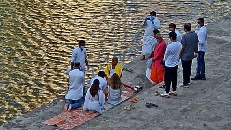 Rishi Kapoor Ashes Immersed By son Ranbir Kapoor At banganga KPJ