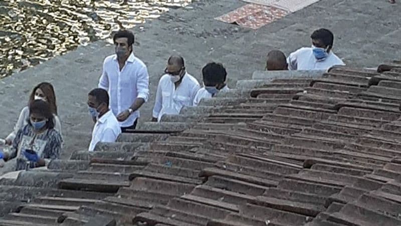 Rishi Kapoor Ashes Immersed By son Ranbir Kapoor At banganga KPJ