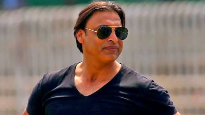 shoaib akhtar picks top 10 india pakistan cricketers shoaib akhtar picks top 10 india pakistan cricketers