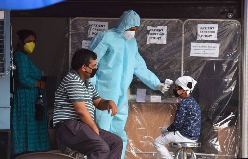 Rajinikanth Ready to Give Raghavendra mandapam For Corona Virus Treatment