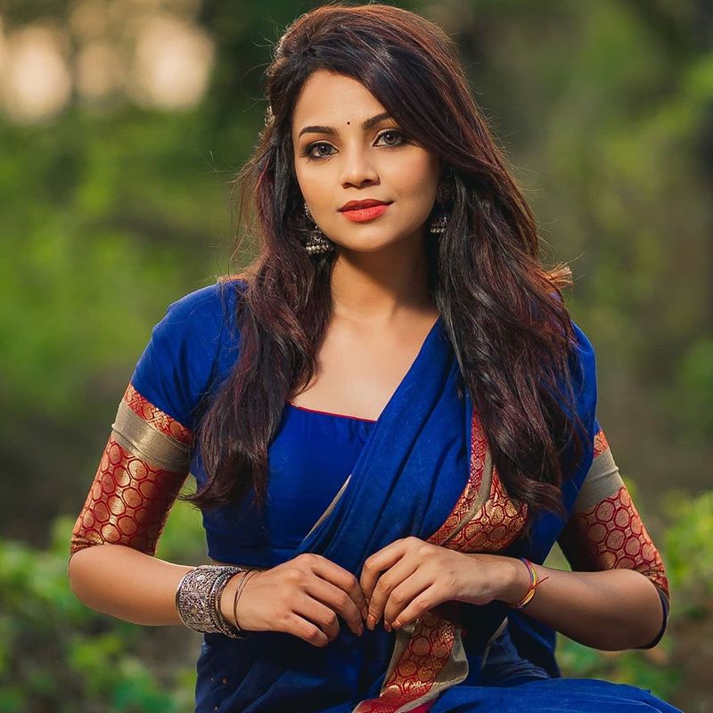 Sameenaanwar 