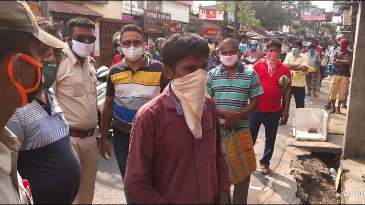 People rush to road due to partial unlock in uttara kannada People rush to road due to partial unlock in uttara kannada