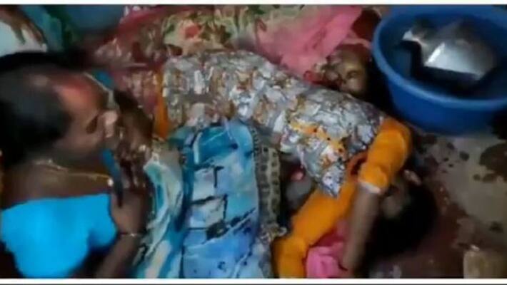 Liquor shops opened in Ap: man Comes home drunk, beats his wife and daughter, they end lives Liquor shops opened in Ap: man Comes home drunk, beats his wife and daughter, they end lives