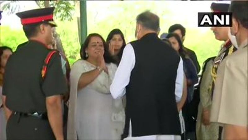 Last farewell given to martyred Colonel Ashutosh Sharma with moist eyes over wife daughter