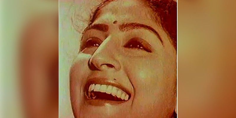তাঁর মৃত্যু খুন ভাবার কারণ ছিল সেই স্টোভ। পুলিশ নাকি সেই স্টোভ একেবারে আস্ত খুঁজে পেয়েছিল হোটেল ঘরে। স্টোভ ফাটলে এমন আস্ত অবস্থায় থাকে কীকরে।