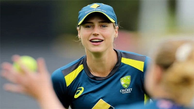most beautiful women cricketers in the world, Women T20 Challenge CRA