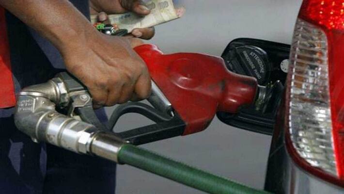 Petrol nears rs 95 in Mumbai Petrol nears rs 95 in Mumbai