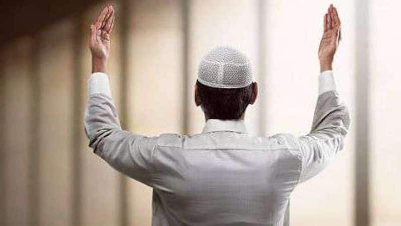 ban continues for ramzan prayer in public places