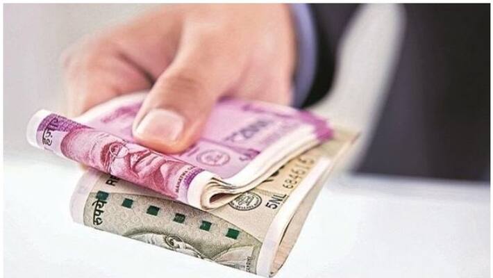 Covid 19 Pandemic hit income of 60 Percentage households in India report Covid 19 Pandemic hit income of 60 Percentage households in India report