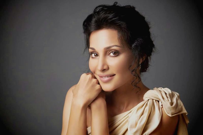 Lux Papa Flora Saini Photos