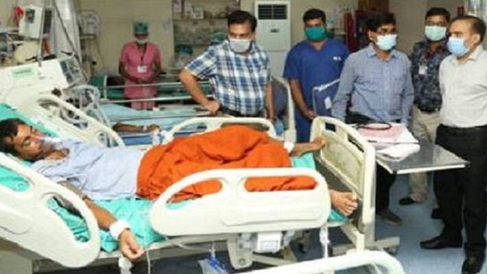Gas Leak In Vishakhapatnam Sainor Life Sciences, 2 dead, 1 critical Gas Leak In Vishakhapatnam Sainor Life Sciences, 2 dead, 1 critical