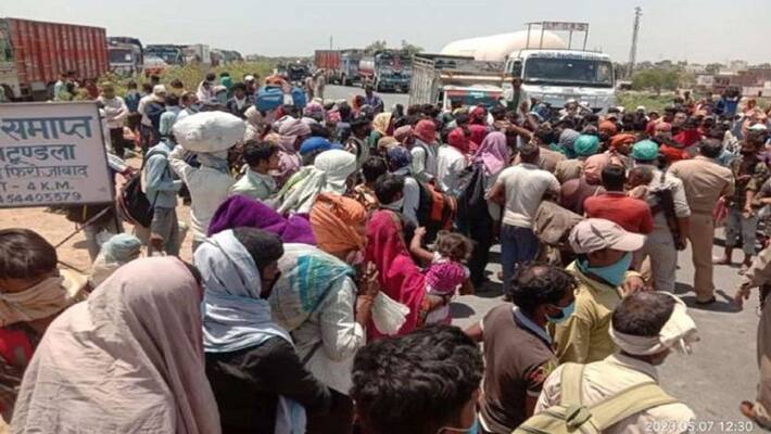 495 Labors Came to Muddebihal in Vijayapura District From Goa 495 Labors Came to Muddebihal in Vijayapura District From Goa