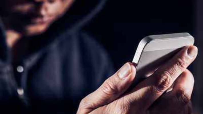 Arrested in Murshidabad for kidnaping a minor by befriending a friend on social media BSM Arrested in Murshidabad for kidnaping a minor by befriending a friend on social media BSM