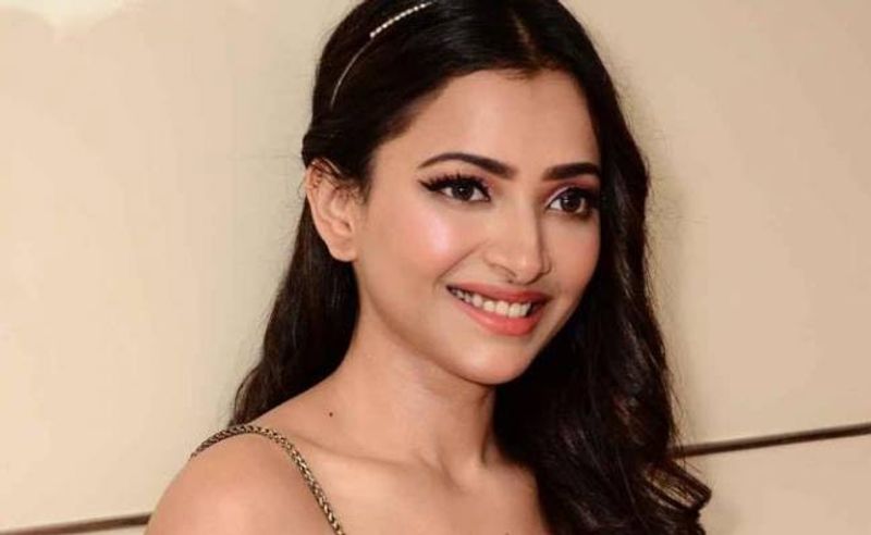 Shocking look of Swetha Basu in lock down days