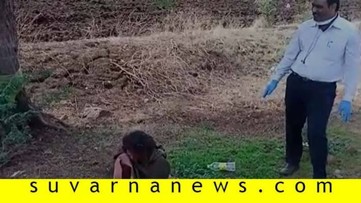 Government Officer Help to Orphaned woman in Shiggaon in Haveri District Government Officer Help to Orphaned woman in Shiggaon in Haveri District