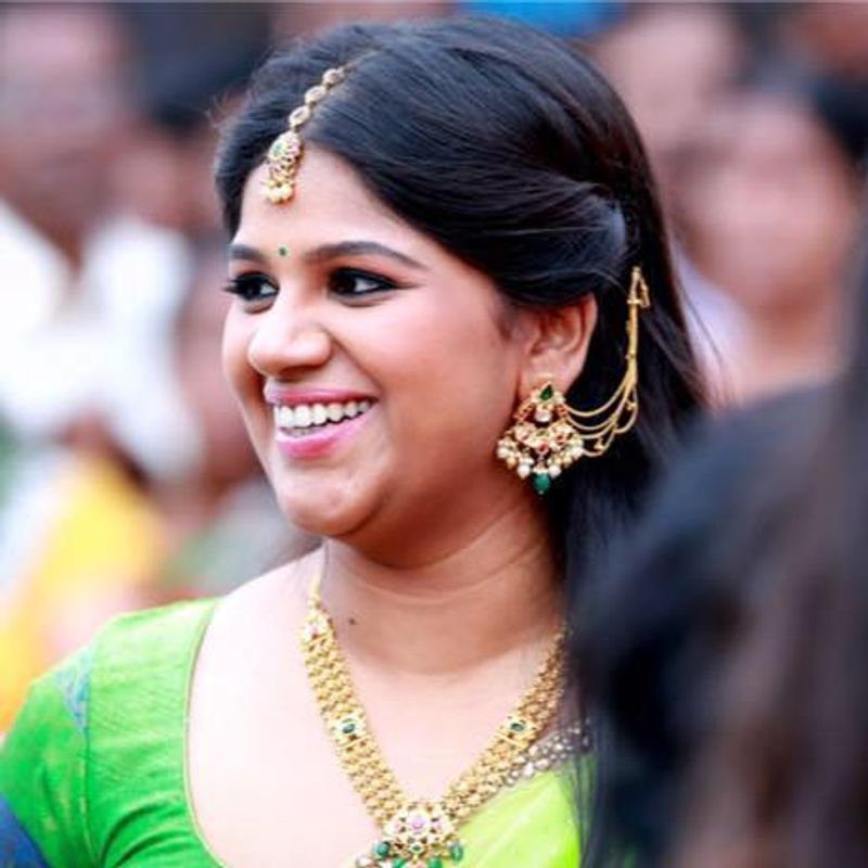 ನಿರುಪಮಾ ಹಾಗೂ ಪತಿ ಇಬ್ಬರೂ ವೈದ್ಯರು.