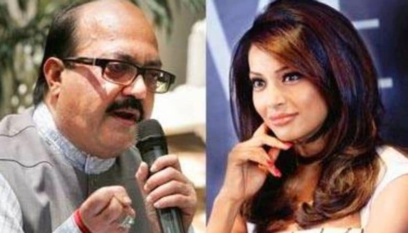 তারপরই অমর বলে ওঠেন, পায়ের ফাঁকে বয়স গুরুত্ব পায়। যা শুনে অট্টোহাসি হেসে উঠলেন বিপাশা।