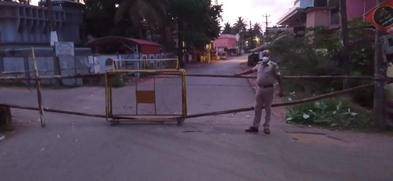 ಭಟ್ಕಳದ ವಿವಿಧ ದಾರಿಗಳು ಸಂಪೂರ್ಣ ಬಂದ್