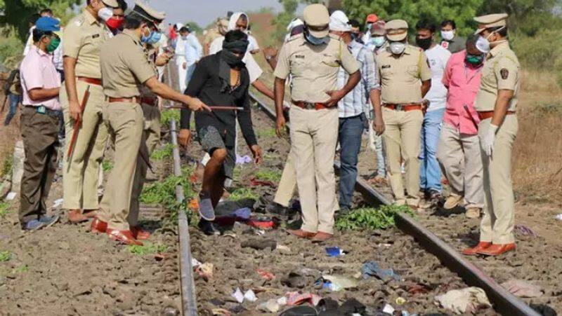 3 children killed in an electric train collision in Chennai KAK