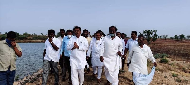 ಪ್ರಸಕ್ತ ವರ್ಷದ ಬಿರು ಬೇಸಿಗೆಯಲ್ಲಿಯೇ ಮುದ್ದೇಬಿಹಾಳ ತಾಲೂಕಿನ ಮಲಗಲದಿನ್ನಿ ಕೆರೆಗೆ ನೀರು ತುಂಬಿಸಿದ ಶಾಸಕ ನಡಹಳ್ಳಿ 