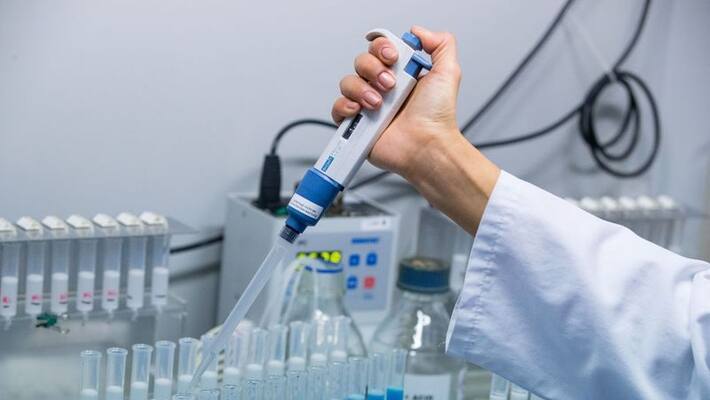 China steals vaccine product information for Corona ... US intelligence shock report China steals vaccine product information for Corona ... US intelligence shock report