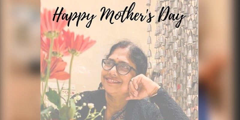 ঐন্দ্রিলা শর্মাঃ ঐন্দ্রিলা নিজের মায়ের একটি ছবি শেয়ার করেছেন সোশ্যাল মিডিয়ায়। মাতৃদিবস সাধারণ ভাবেই মাকে শুভেচ্ছা জানিয়ে পালন করলেন ঐন্দ্রিলা।