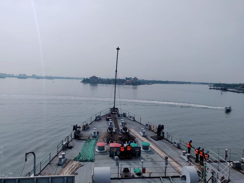 INS Jalashwa