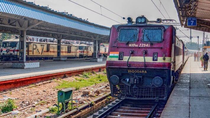 Railway Department announces train service from May 12 Reserve only for those who reserve !! Railway Department announces train service from May 12 Reserve only for those who reserve !!