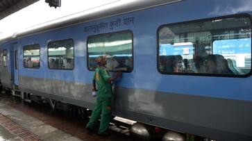 New Delhi Rajdhani Express was fired upon - bsb New Delhi Rajdhani Express was fired upon - bsb
