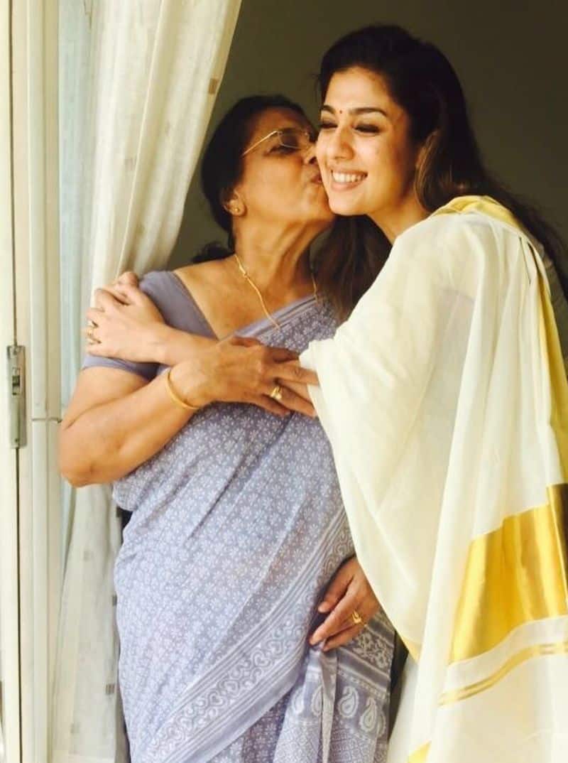 nayanthara say mothers day wishers for her mother with rare photo