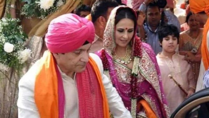 दरअसल अलका ने 40 साल की उम्र में 15 साल बड़े बिजनेसमैन सुरेंद्र हीरानंदानी से लव मैरिज की थी। सुरेंद्र की ये दूसरी शादी थी। सुरेंद्र कंस्ट्रक्शन कंपनी हीरानंदानी ग्रुप के मैनेजिंग डायरेक्टर हैं।
