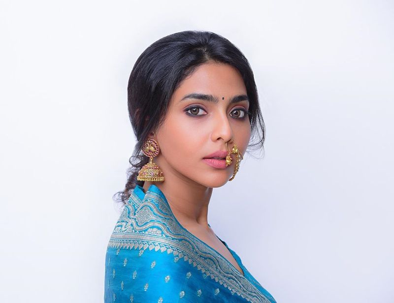 Aieshwarya lakshmi 