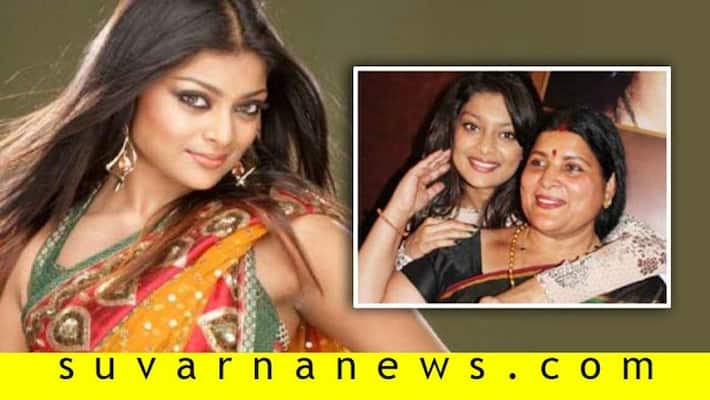 kannada actress Jayamala daughter Soundarya returns India through airlift kannada actress Jayamala daughter Soundarya returns India through airlift