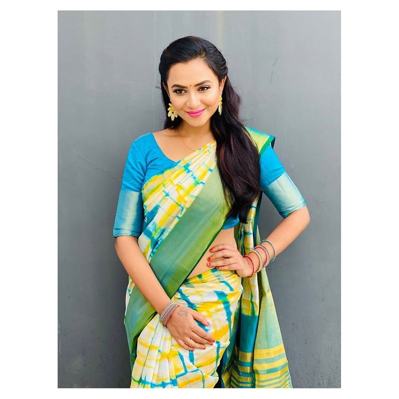 Jananiashokkumar 